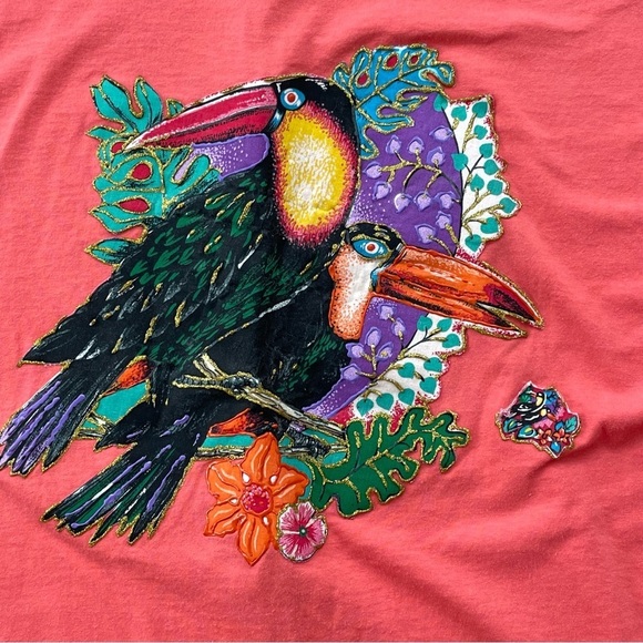 Vintage 80’s Artisan Toucan Birds Hand Painted Iron On T Shirt - Picture 4 of 14